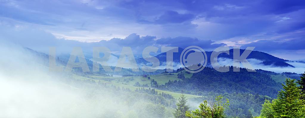 Travel along mountain ridges in spring