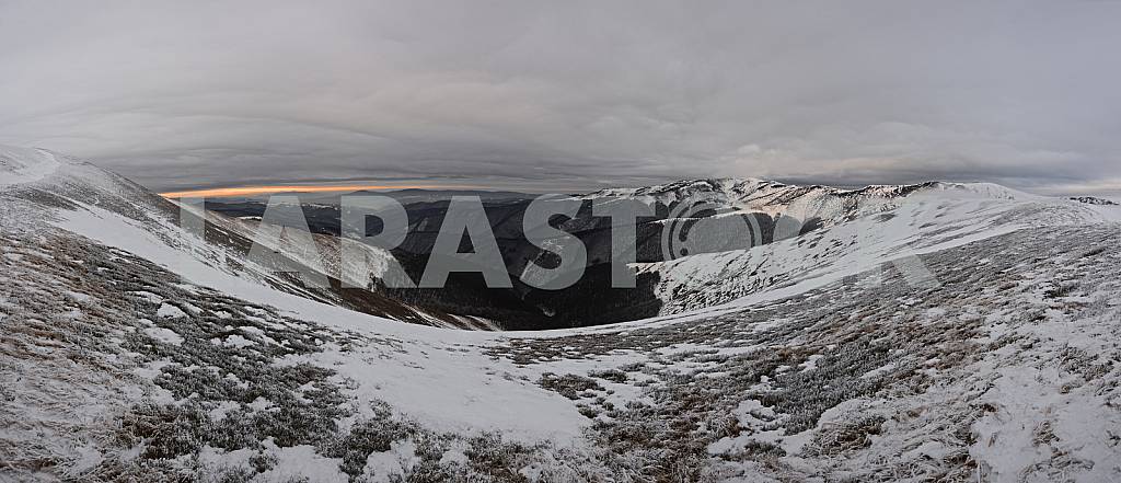 A frosty day is in mountains