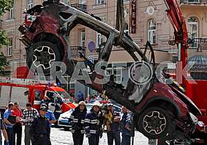 Взорванный автомобиль в котором находился Павел Шеремет
