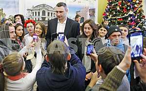 Мэр Киева Виталий Кличко посетил Рождественский вертеп