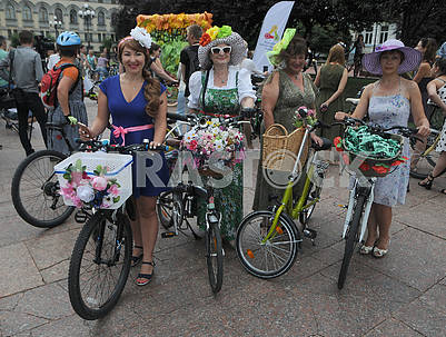 Участницы велопарада