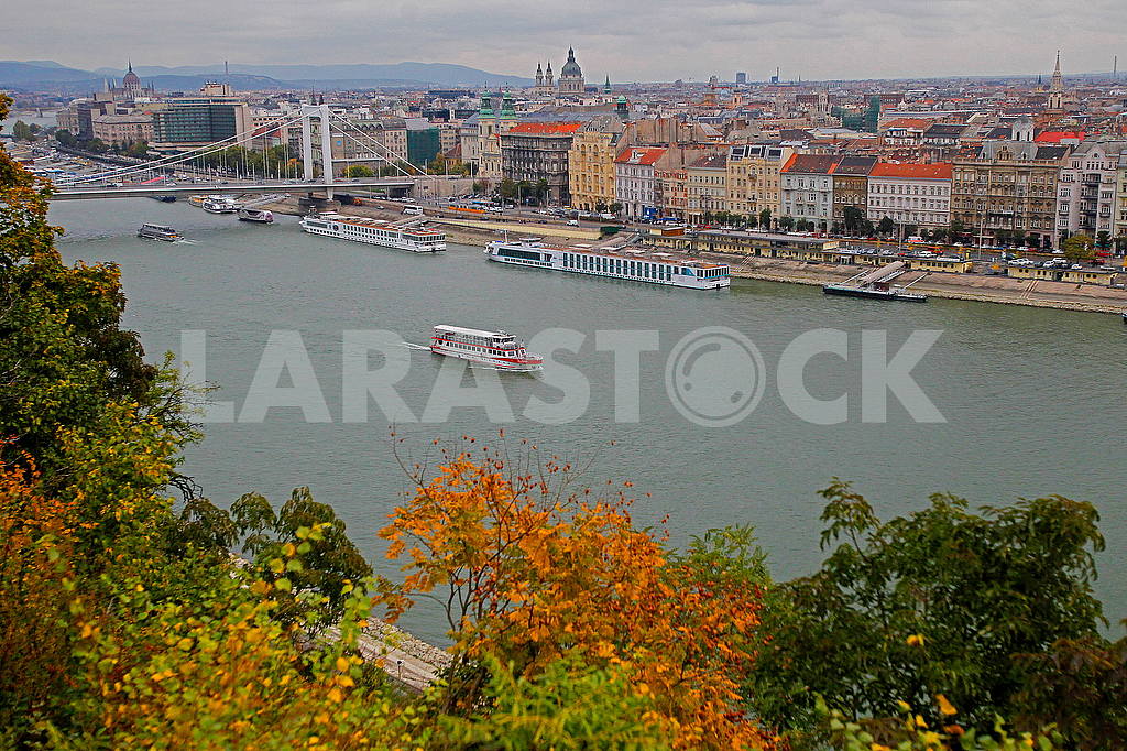 View of the Danube in Budapest — Image 49801