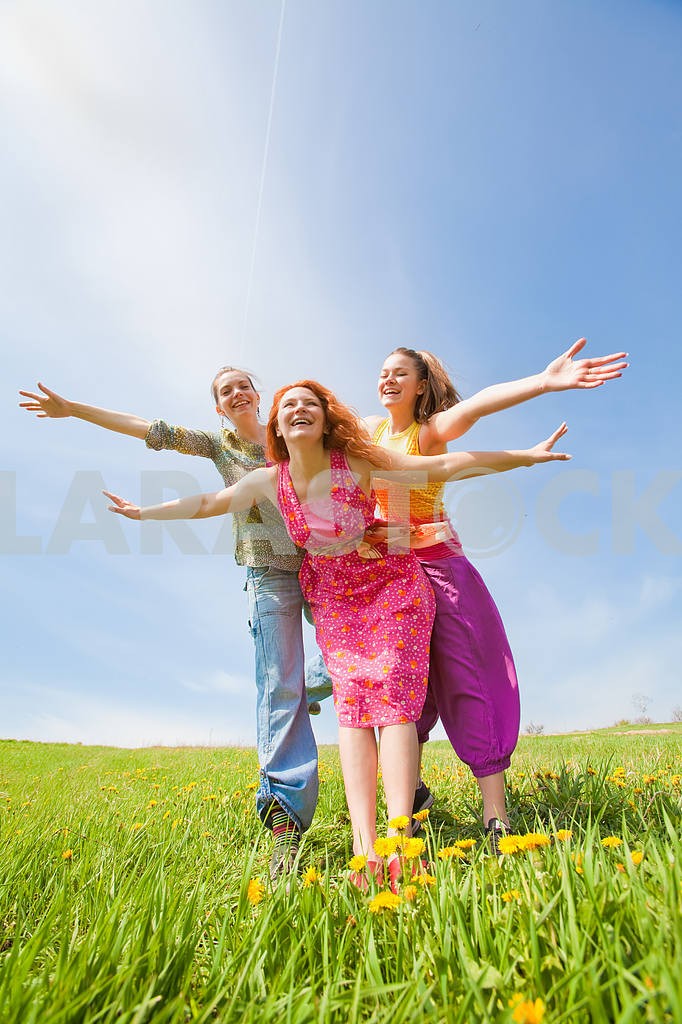 Mom and two Daughter Having Fun — Image 11542