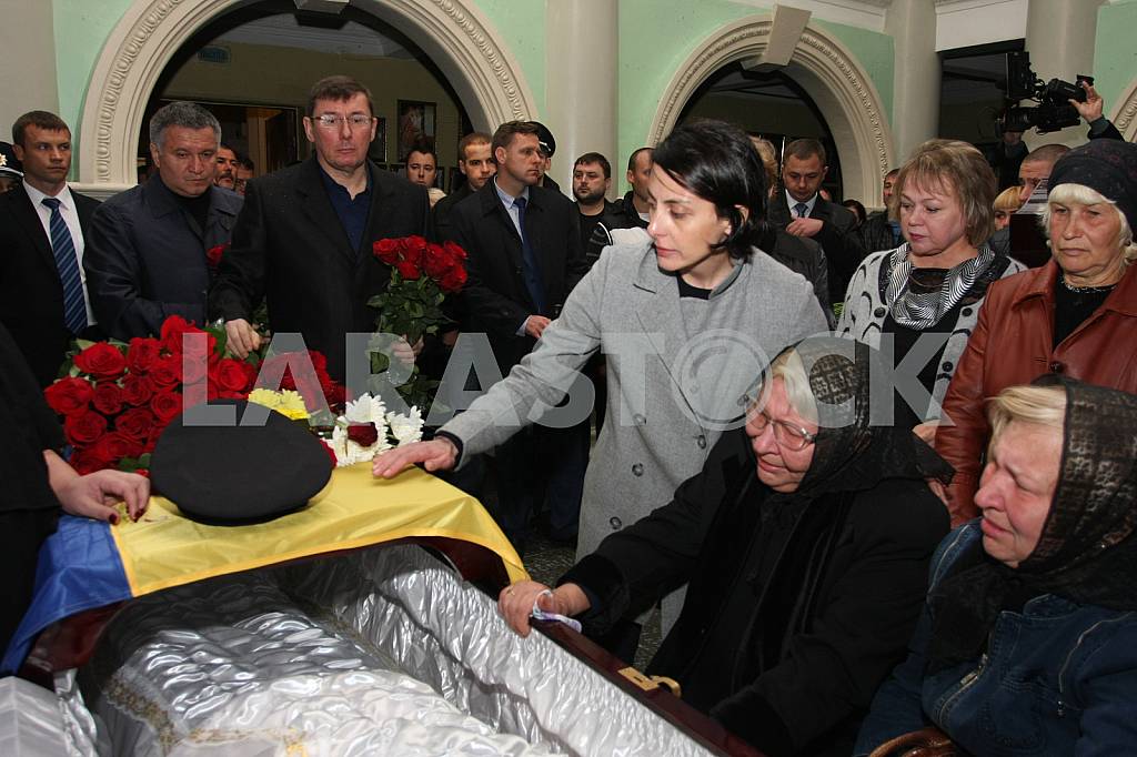 Farewell to the dead policemen Kutusheva Artem and Olga Makarenko — Image 37803