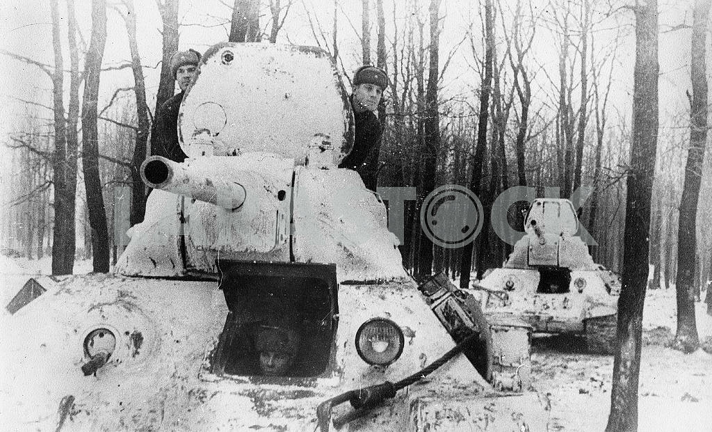 Soviet middle tank Т-34 — Image 23306
