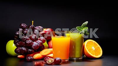 Свежие,вкусные спелые ягоды и фрукты полезны для здоровья!