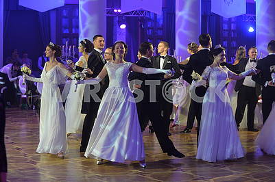 Танцоры на Венском балу									
