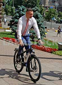 Handover ceremony of bicycle patrol police in Kiev