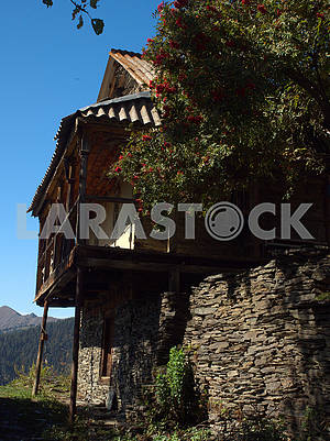House with balcony in Verkhny Omalo