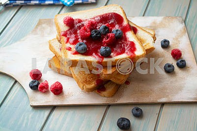 French toast with jam and berries