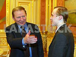 Ponomariov, Ruslan O. and RџSЂRμR · Röhr