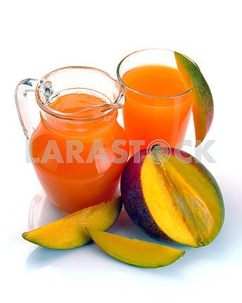 Mango juice and fruit