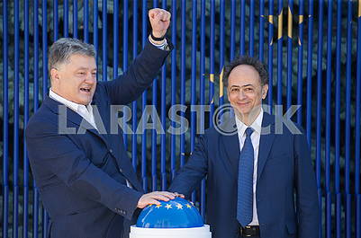Petro Poroshenko and Hug Mingarelli