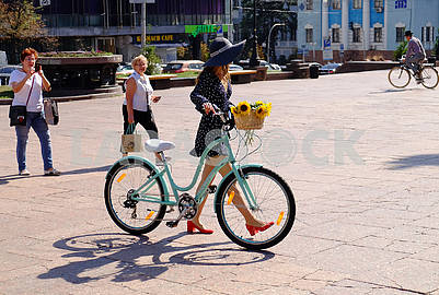 Participant in cycling parade