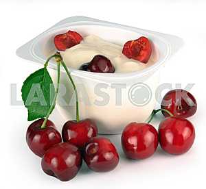 Yoghurt with cherry