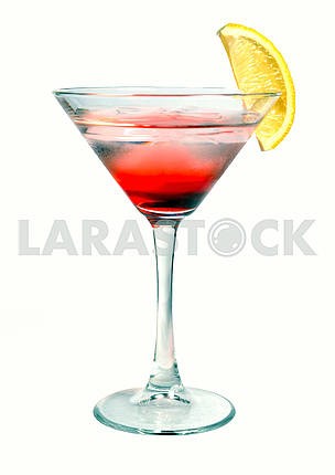 красный коктейль мартини со льдом