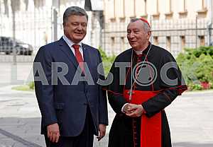Petro Poroshenko and Pietro Parolin