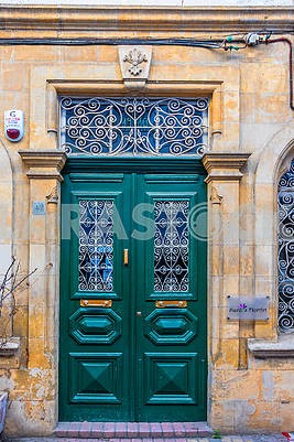Green doors in Nicosia