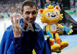 Bogdan Bondarenko, a bronze medalist in the high jump