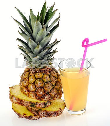  glass of fresh pineapple juice and fruit