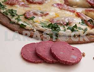 PIZZA DIETARY WITH SALAME