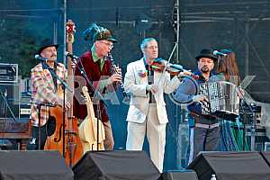 Hudaki Village Band