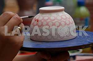 Gonchar paints cup at Jagiellonian Fair