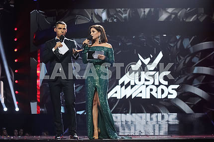 Nikita Dobrynin and Olya Tsybulskaya at the award ceremony of the M1 Awards 2016