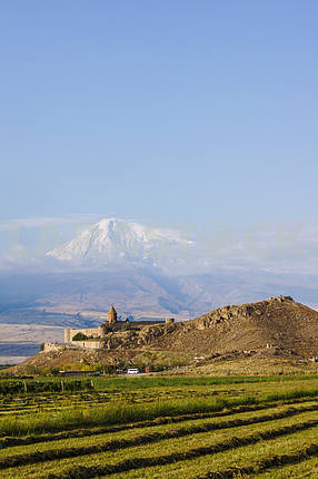 Panoramic views of the Khor Virap and Mount Ararat.
