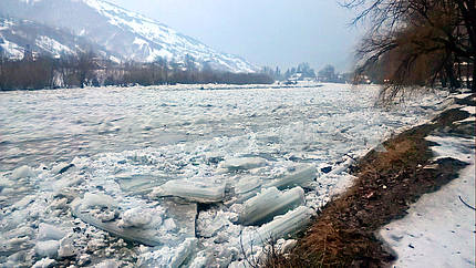 Ice drift on Tis in Transcarpathia