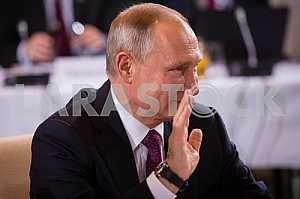 Президент россии владимир путин