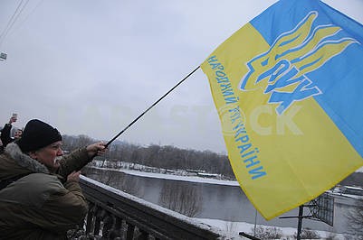 Participants in the action "Unite the banks of the Dnieper" by a living chain "of Sobornost"