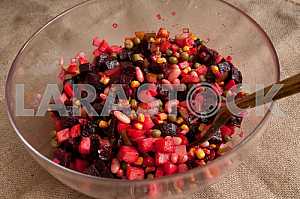 Vinaigrette - popular in Ukraine lettuce from a beet and vegetables.
