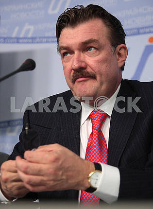 TV presenter Evgeny Kiselyov