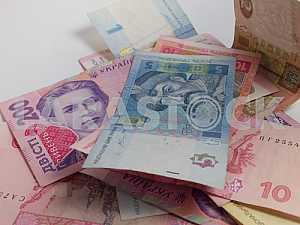 Ten hryvnia