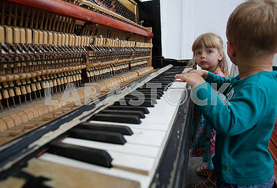 Children near the piano