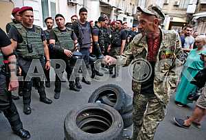 Activists blocked the Pechersk court with a demand to release Valentine Liholit