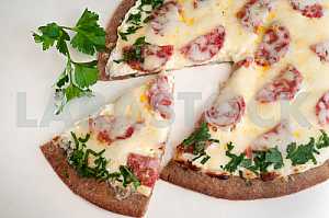 PIZZA DIETARY WITH SALAME
