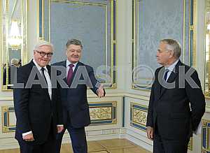 Poroshenko met with the heads of diplomatic missions of Great Britain and France