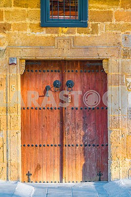 doors in Nicosia