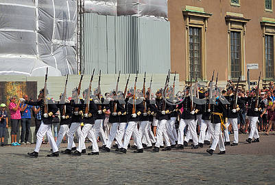 Королевская гвардия в Дроттинхольме, Швеция										