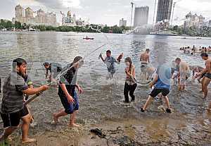 Water battle in Hydropark in Kiev