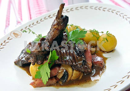 Stewed rabbit with potatoes