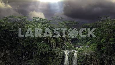 Nature, landscapes, cities, countries, waterfalls, seas and oceans.