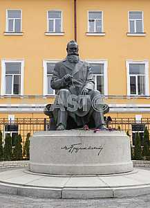 Monument to Mykhailo Hrushevsky in Kiev