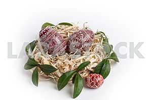  EASTER EGGS IN A BASKET